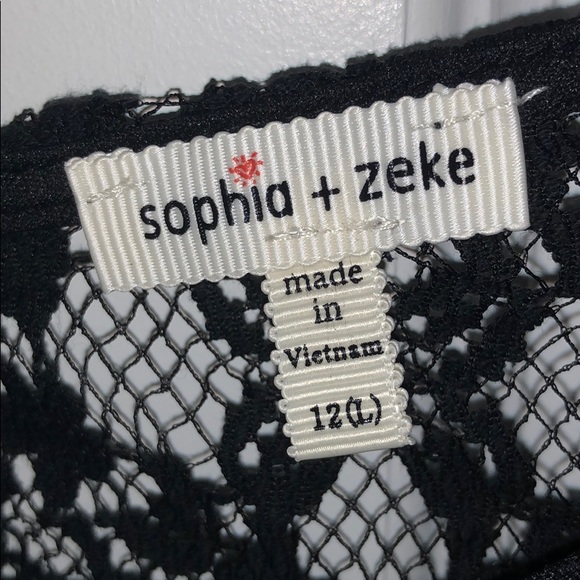 GIRLS GREY WITH PINK FLOWERS BLOUSE - Picture 4 of 4